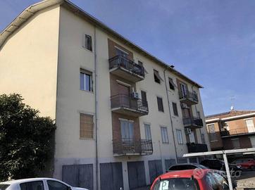 Immobile in asta di 117 m² con 3 locali e box auto