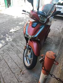 scooter Honda sh