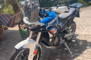 Aprilia Tuareg 660 - Indaco