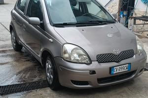 Toyota Yaris 1400 75cv turbo diesel 
