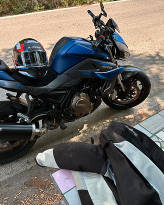 Qj srk 700