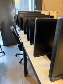 12 Monitor varie marche