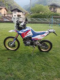 Honda dominator nx 650 