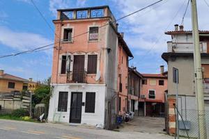 Appartamento di 45 m² con 2 locali a Montorso Vice