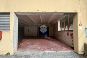 AUTORIMESSA A GENOVA