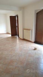 Appartamento 3 Locali + box auto CENTRO