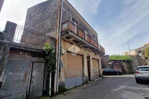 CASA INDIPENDENTE A ACI SANT'ANTONIO