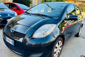 Toyota Yaris 1.0 5 porte Ok Neopatentati