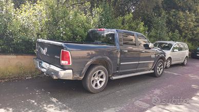 dodge ram 1500 laramie