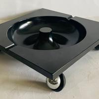 Posacenere "Trotter" design Enzo Mori