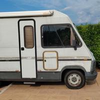 Motorhome Mirage Oriente 1 del 1988