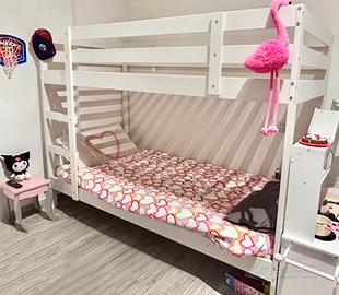 Letto a castello completo di materassi