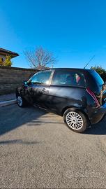 Lancia Y 1.3 Multijet Diesel – 2005 – 2.000€ tratt