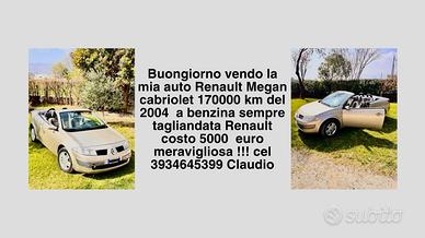 Auto cabrio Megan