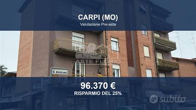 Immobile in asta di 119 m² con box auto a Carpi