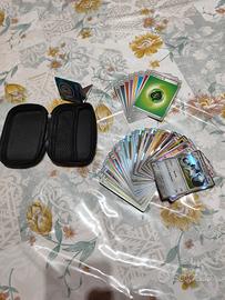 Lotto carte Pokémon + portacarte 