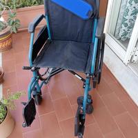 Sedia a rotelle mai utilizzata