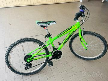 Bici verde 24 pollic (non da mercatone)(8/12anni)