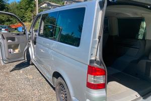 Volkswagen multivan 5 high line dsg 2.5 tdi 174cv