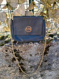 Borsa a spalla elegante nera della Piquadro