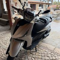 Beverly 400 HPE S ABS