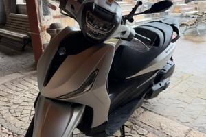 Beverly 400 HPE S ABS