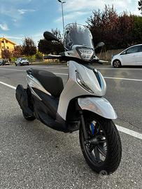 BEVERLY 400S 2026 400km