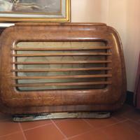 Antiquariato radio d'epoca Minerva Magnadyne