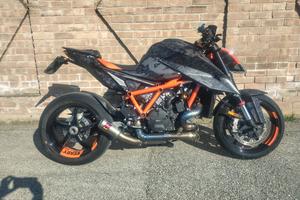 KTM super duke 1290 r 