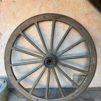 Ruota carro in legno. Diametro 155
