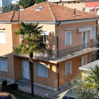 BIFAMILIARE INDIPENDENTE a 300mt dal mare