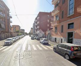NEGOZIO A ROMA