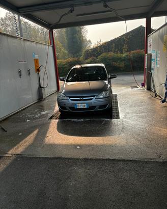 Opel corsa 1.0
