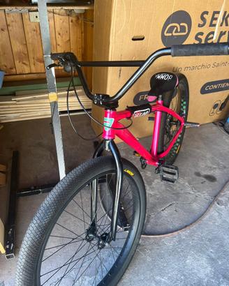 BICICLETTA BMX