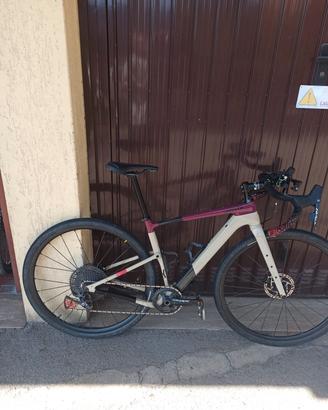 Cannondale topstone carbon
