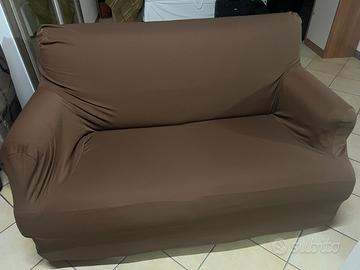 Divano letto + copridivano in omaggio