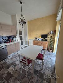 Quadrilocale con dispensa e balcone