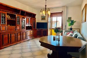 Appartamento di 111 m² con 3 locali e box auto a M