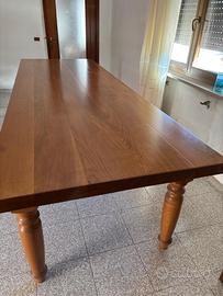 Tavolo legno massiccio 12 posti