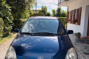 Toyota yaris 1.0 sol blue