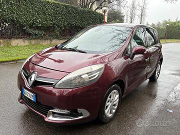 Renault Scenic Scénic XMod Cross 1.5 dCi 110CV EDC