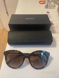 Occhiali Prada da sole