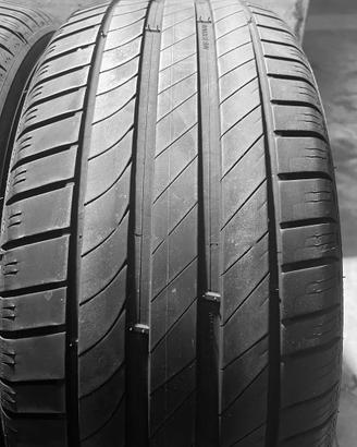 Gomme 235 50 19