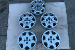 Cerchi in lega 15 pollici Rover 216 1994