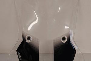 N.2 PARABREZZA GIVI E SUPPORTO PER KTM 790/890 ADV