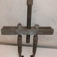 ESTRATTORE  CUSCINETTI VINTAGE MARCA STARKER.