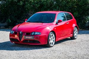 Alfa Romeo 147 3.2i V6 24V cat 3 porte GTA