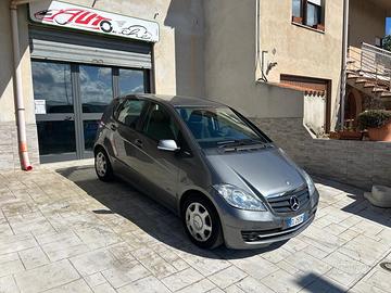 Mercedes-benz A 160 CDI BlueEFFICIENCY Premium