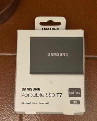 Hard Disk ssd Samsung T7 1tb nuovo