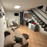 Monolocale duplex arredato